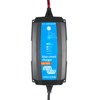Blue Smart IP65 Charger 12/10(1) 230V CEE 7/17