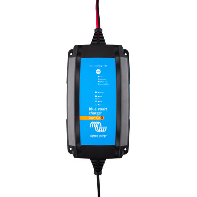 Blue Smart IP65 Charger 24/13(1) 230V CEE 7/16