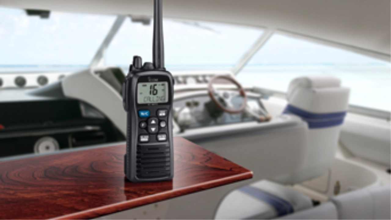 Портативна морська радіостанція VHF Icom IC-M73EURO PLUS