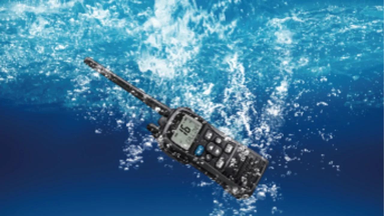 Портативна морська радіостанція VHF Icom IC-M73EURO PLUS